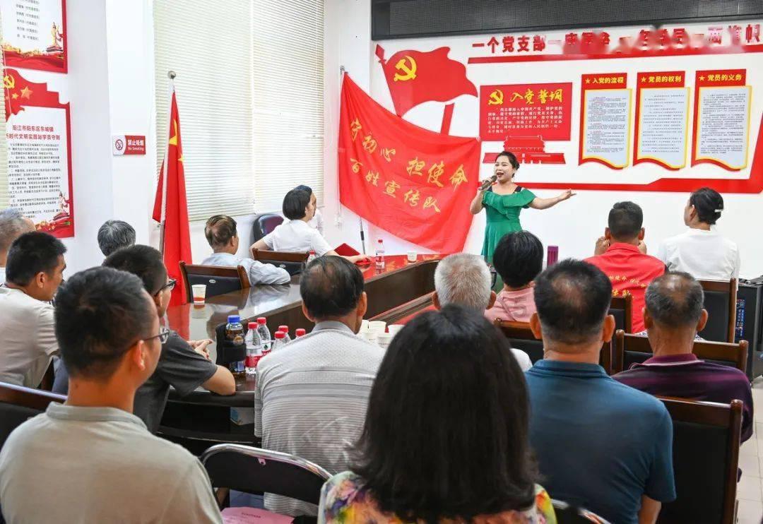 炸鸡裹的粉怎么配制，比例多少？